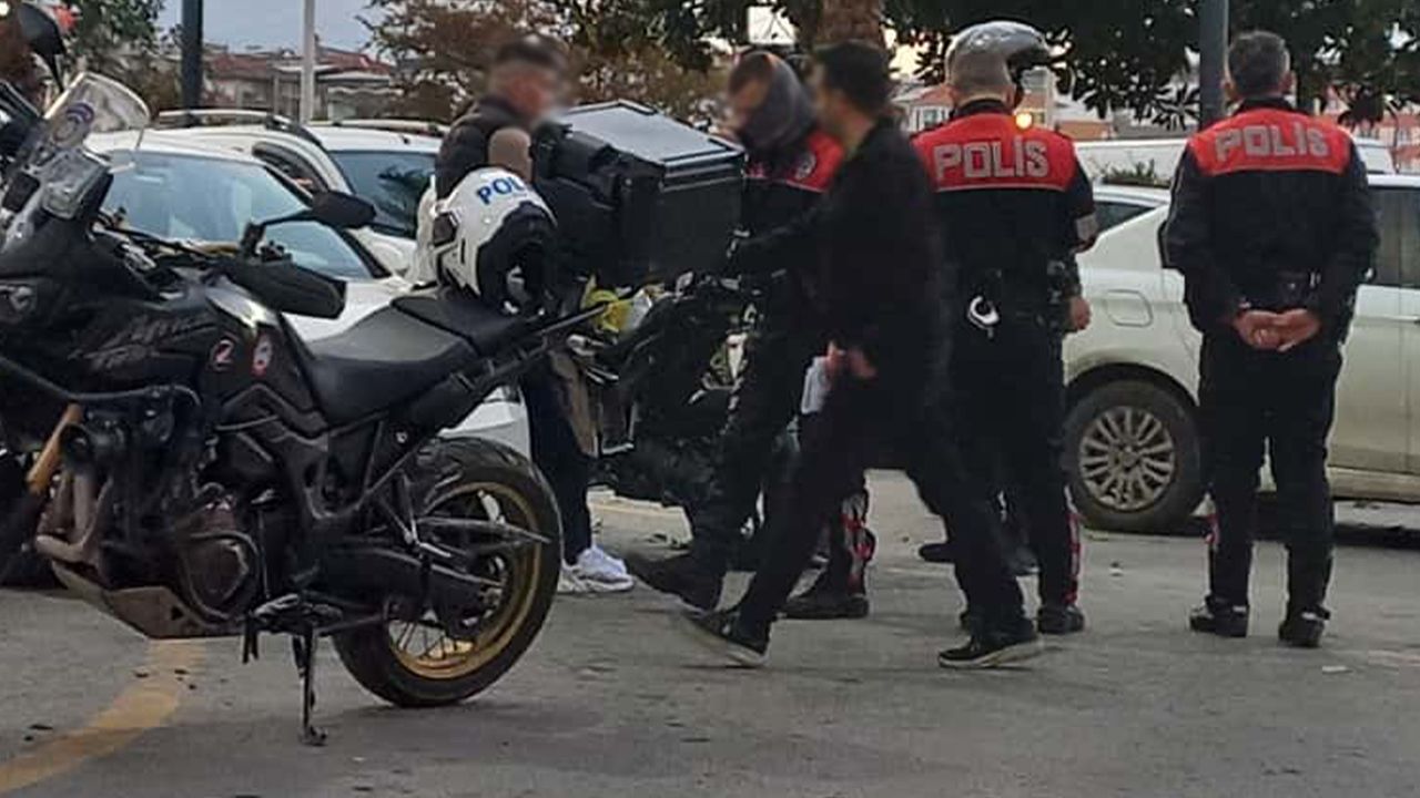 Şüphe üzerine durdurulan şahıslardan uyuşturucu çıktı