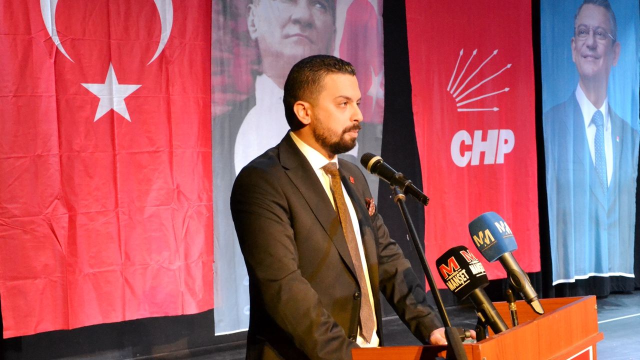 MANİSA'DAKİ İLKOKULDA AK PARTİ MARŞIYLA PROVA!