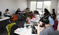 Yunusemre’de kitapseverler kütüphanelerden faydalanıyor