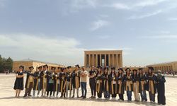 Sarıgöllü öğrencileri Anıtkabir ziyaret etti