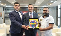 Fenerbahçe Taraftar Derneklerinden Başkan Zeyrek’e ziyaret