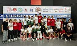 Manisa Büyükşehir Belediyespor karate turnuvasında madalyaları topladı