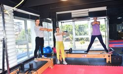 Yunusemre Belediyesinin reformer pilates kursları yoğun ilgi görüyor