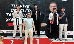 Yunusemreli taekwondocu Alperen, Türkiye Şampiyonası'nda 2. oldu