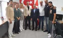 Olimpiyat Şampiyonu Özkan'dan, Yunusemre Belediyespor'a ziyaret