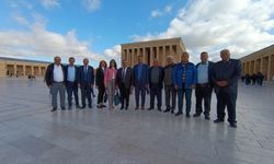 Yunusemreli muhtarlar Anıtkabir'i ziyaret etti