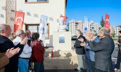 100. Yıl Meydanı’na Yunusemre heykeli dikildi