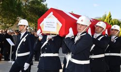 Görevi başında hayatını kaybeden polis memurunun cenazesi Manisa'ya uğurlandı