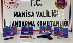 Manisa'da şüphelenilen şahıstan tabanca çıktı