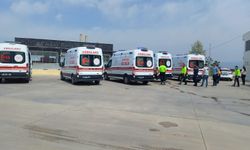 Manisa'da öğrencileri taşıyan servis aracı kaza yaptı: 24 öğrenci yaralandı