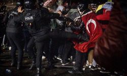 Esila Ayık ve 2 öğrenci tahliye oldu