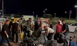 İzmir'de biriken çöpleri Başkan Tugay topladı