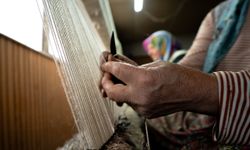 Demirci'de halı dokumacılığı mesleği yok oluyor