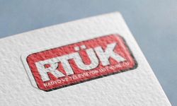 RTÜK, Akit’in “Ferdi Zeyrek çarpıldı” başlığını değil; eleştireni cezalandırdı!