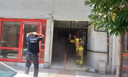 Manisa'da asansörde panik anları!