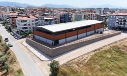 Turgutlu Belediyesi Mimar Ferdi Zeyrek Spor Kompleksi'nde sona yaklaşıldı
