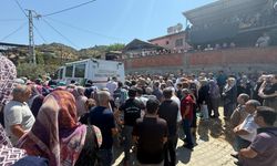 Manisa'daki feci kazada ölen kuzenlere acı veda