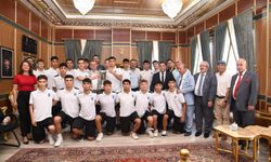 Yunusemre'nin şampiyonluk coşkusu şehir merkezine taşınacak