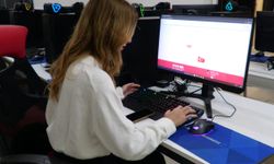 Manisa'da öğrencilere ücretsiz online eğitim desteği