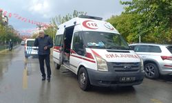 Manisa'da bir kişi sırtından bıçaklandı!