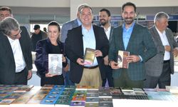 Manisalı kitapseverler fuarda buluştu