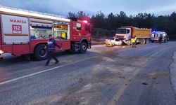 Manisa'da hafriyat kamyonuyla otomobil çarpıştı: 1 ölü