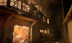 Manisa'da yangın faciası: 1 kişi yanarak can verdi