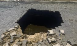 Manisa'da çöken yolda insan kemikleri bulundu