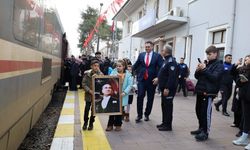 Atatürk'ün Turgutlu'ya gelişinin 103'üncü yılı kutlandı