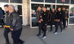 Manisa'da kuyumcuları dolandıran çete çökertildi