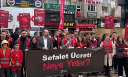 CHP'li gençlerden KYK bursuna tepki