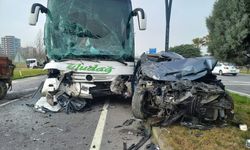 Muradiye yolunda feci kaza: 3 araç birbirine girdi