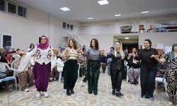 Manisa'daki şalvar gecesi büyük ilgi gördü