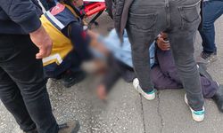 Manisa'da karşıya geçmeye çalışan yaşlı adama minibüs çarptı