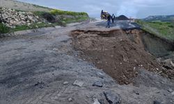 Selendi-Kula yolu ulaşıma kapatıldı!