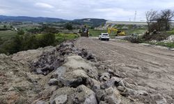 Selendi-Kula eski yolu yeniden trafiğe açıldı