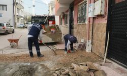 Şehzadeler’de bozulan yol ve kaldırımlar için ihale yapıldı
