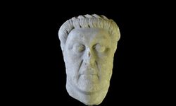 Smyrna'ya ait heykel başı Türkiye’ye iade edildi