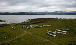 Demirköprü Barajı doldu, balıkçı umutlandı
