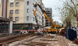 İnşaat kulübesinin üzerine vinç düştü: 3 işçi yaralandı