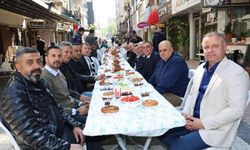 Sevgi yolu esnafından Başkan Şimşek’e kahvaltılı teşekkür