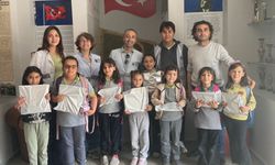 ADD Alaşehir’den 23 Nisan’da çocuklara Atatürk temalı hediyeler