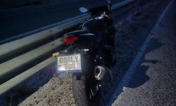 Manisa'da motosiklet bariyerlere çarptı: 1 ölü!