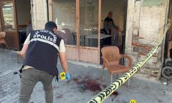 Manisa'da pompalı tüfekle kahvehane önünde dehşet!