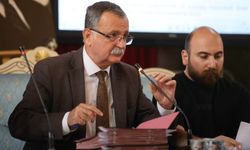 CHP'nin Özgür Özel’e destek bildirisi Yunusemre Meclisi’nde tartışma yarattı