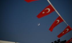 Manisa semalarında hilal ve yıldız görüntüsü mest etti