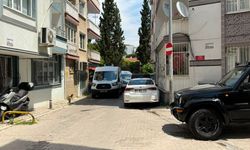 Manisa'da kötü kokular gelen evden yaşlı adamın cenazesi çıktı