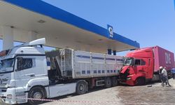 Tır şoförü direksiyon başında baygınlık geçirdi