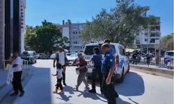 Zabıta memurunu darbeden 2 kadın dilenci tutuklandı