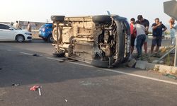 Manisa'da takla atan araç ters döndü
